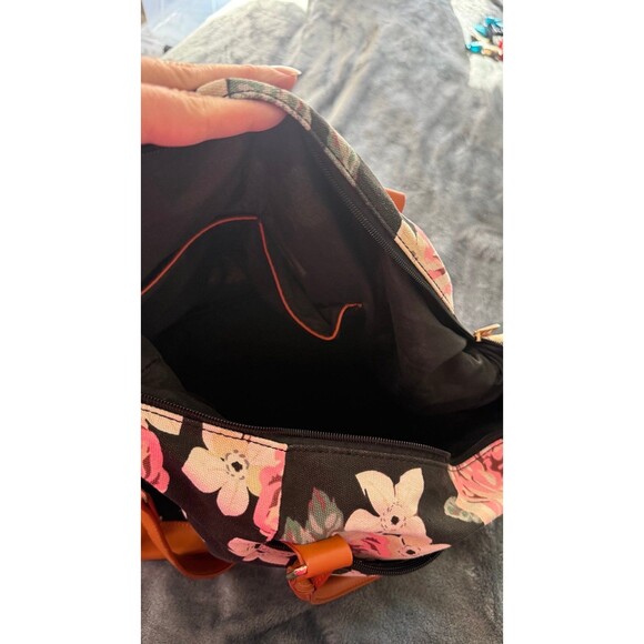 Floral weekender bag from target - Picture 4 of 4